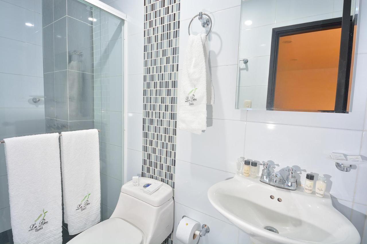 La Pera Hotel 부카라망가 외부 사진