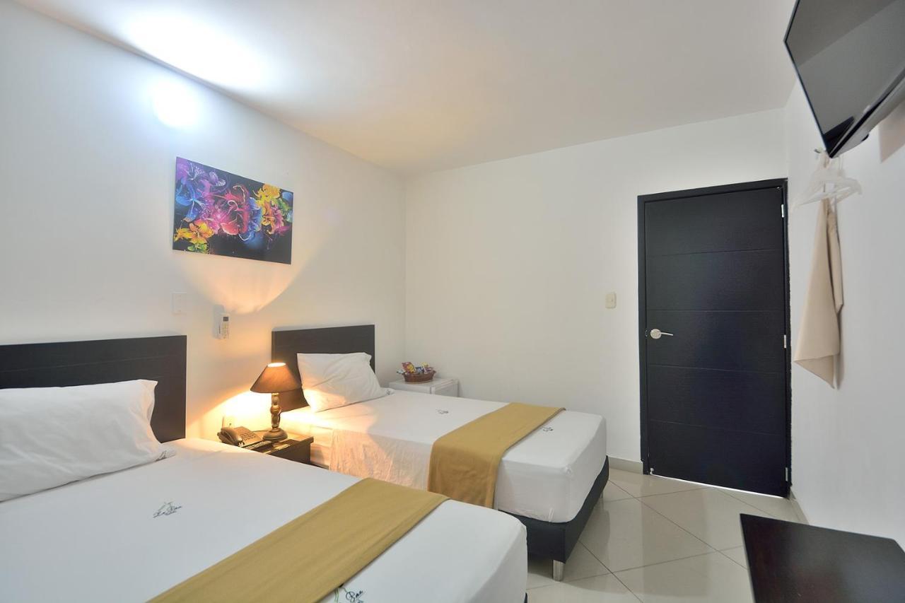 La Pera Hotel 부카라망가 외부 사진